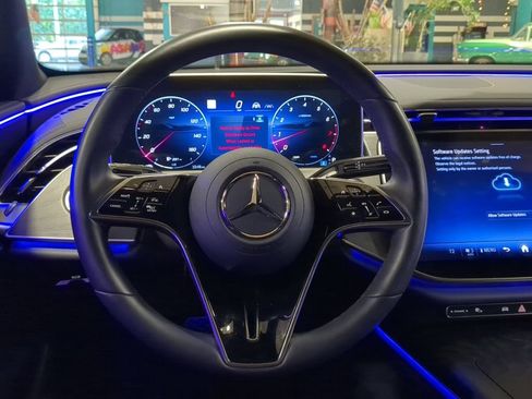 Certified 2025 Mercedes-Benz E 350 4MATIC Sedan image 2