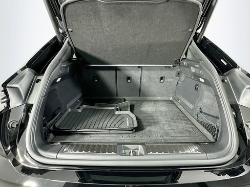 Used 2025 Porsche Macan Turbo Electric image 28