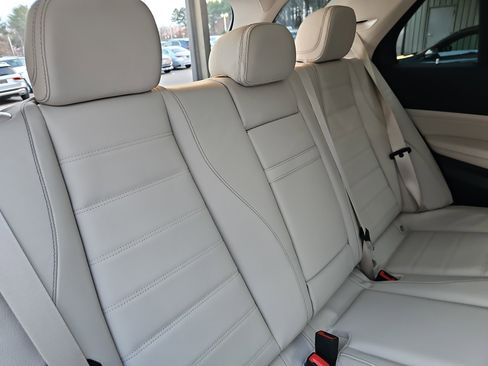 New 2026 Mercedes-Benz GLE 450 4MATIC image 12