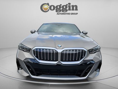 New 2026 BMW 530i w/ M Sport Package RWD image 8