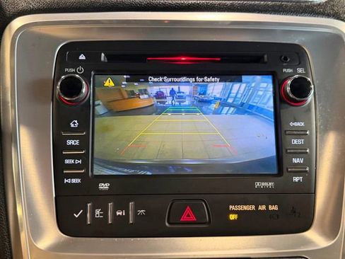 Used 2013 GMC Acadia SLT image 34