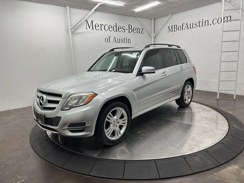 Used 2015 Mercedes-Benz GLK 350 2WD image 3