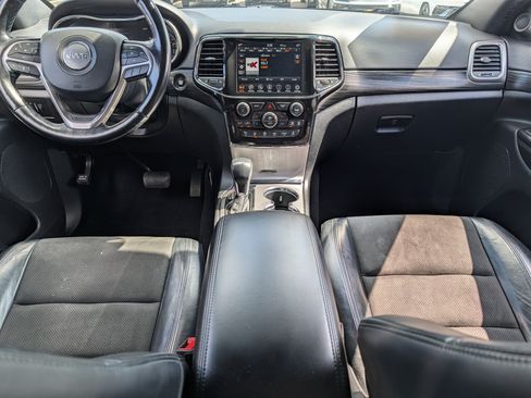 Used 2021 Jeep Grand Cherokee Laredo X AWD/4WD image 10