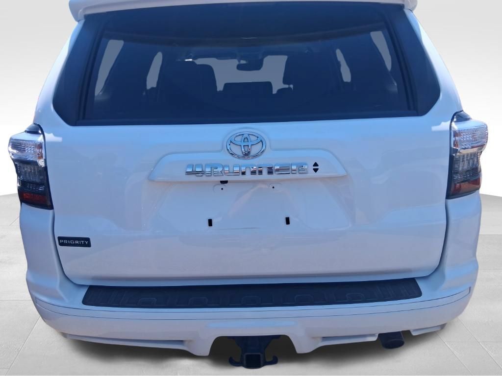 Used 2023 Toyota 4Runner TRD Sport w/ Technology Package AWD/4WD image 7