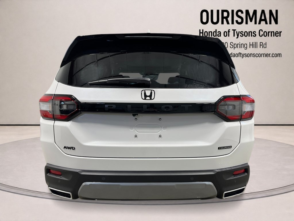 New 2026 Honda Pilot Touring image 4
