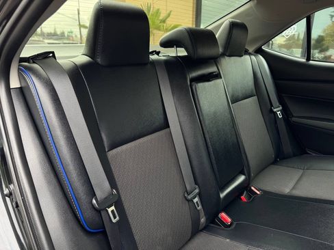 Used 2017 Toyota Corolla SE w/ Carpet Mat Package (TMS) FWD image 19