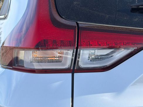 Used 2024 Mitsubishi Eclipse Cross SE image 45