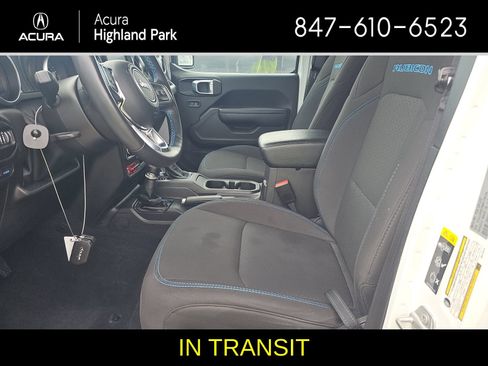 Used 2022 Jeep Wrangler Unlimited Rubicon 4xe w/ Cold Weather Group AWD/4WD image 6