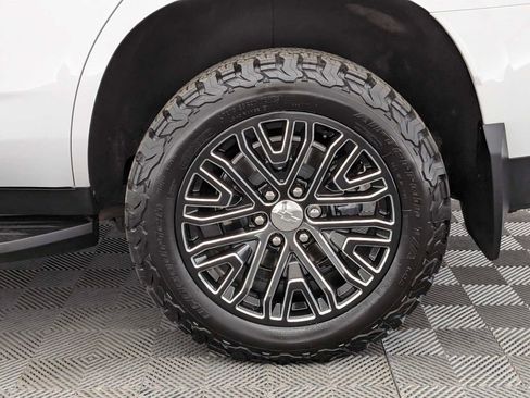 Certified 2024 Chevrolet Tahoe LS image 13