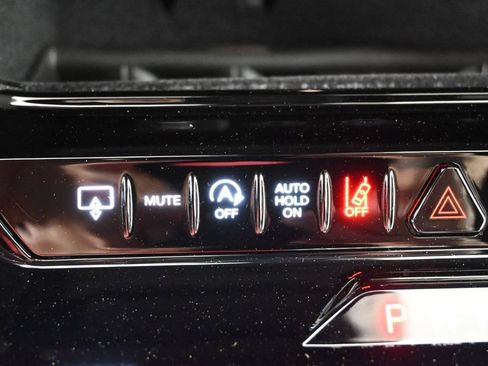 New 2026 Jeep Grand Wagoneer Summit AWD/4WD image 15