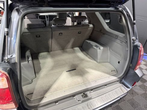 Used 2005 Toyota 4Runner SR5 AWD/4WD image 19