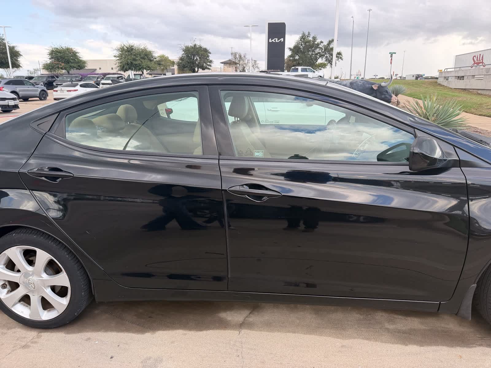 Used 2013 Hyundai Elantra Limited FWD image 7