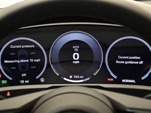 Used 2025 Porsche Taycan image 26