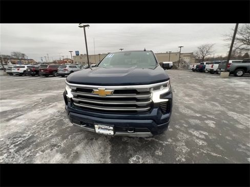 Certified 2023 Chevrolet Silverado 1500 High Country w/ High Country Premium Package image 3
