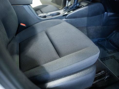 Used 2024 Toyota Corolla LE FWD image 28