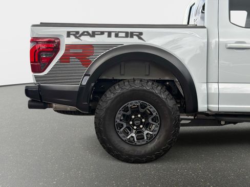 Used 2025 Ford F150 Raptor w/ Equipment Group 803A Raptor R AWD/4WD image 20