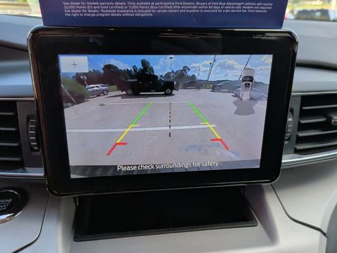 Certified 2024 Ford Explorer XLT w/ Equipment Group 202A RWD image 30
