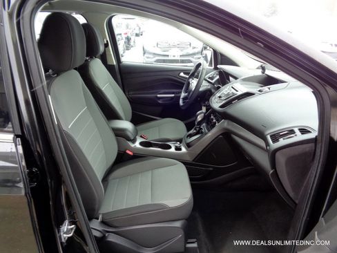 Used 2014 Ford Escape SE image 19