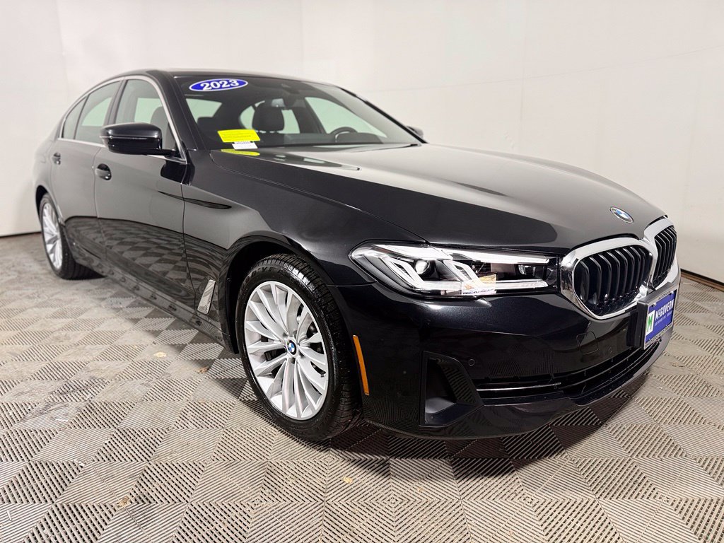 Used 2023 BMW 530i xDrive w/ Premium Package AWD/4WD image 9