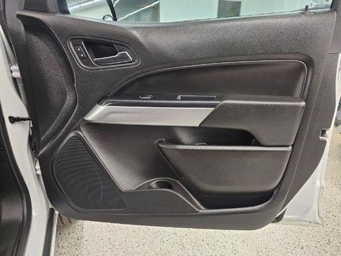 Used 2022 Chevrolet Colorado LT w/ Fleet Safety Package image 27