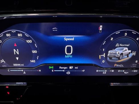 Certified 2024 Chevrolet Silverado 3500 High Country w/ High Country Premium Package image 18