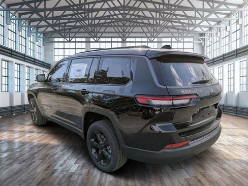New 2026 Jeep Grand Cherokee L Limited RWD image 6
