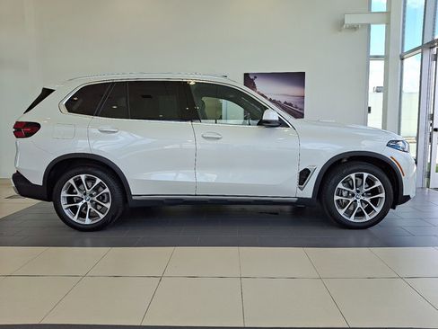 Certified 2024 BMW X5 xDrive40i w/ Premium Package image 7