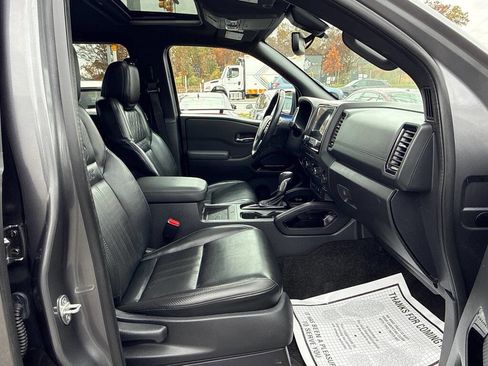 Used 2022 Nissan Frontier S image 13