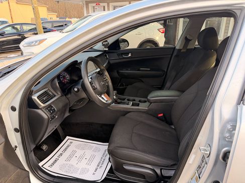 Used 2020 Kia Optima LX image 13