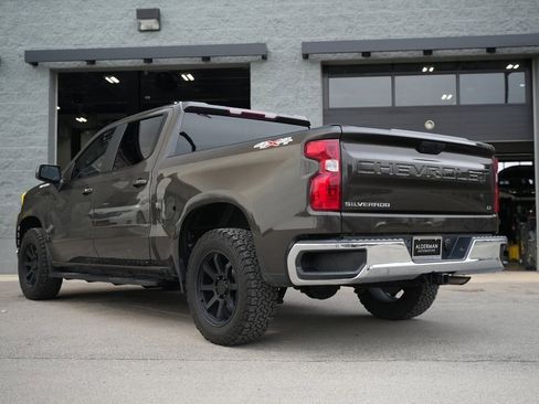 Used 2021 Chevrolet Silverado 1500 LT image 21