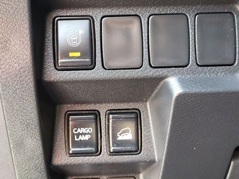 Used 2022 Nissan Frontier S w/ Technology Package image 9