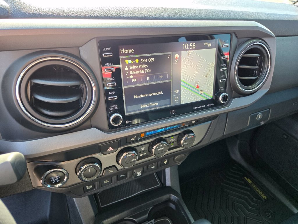 Used 2020 Toyota Tacoma TRD Off-Road w/ TRD Premium Off Road Package AWD/4WD image 27