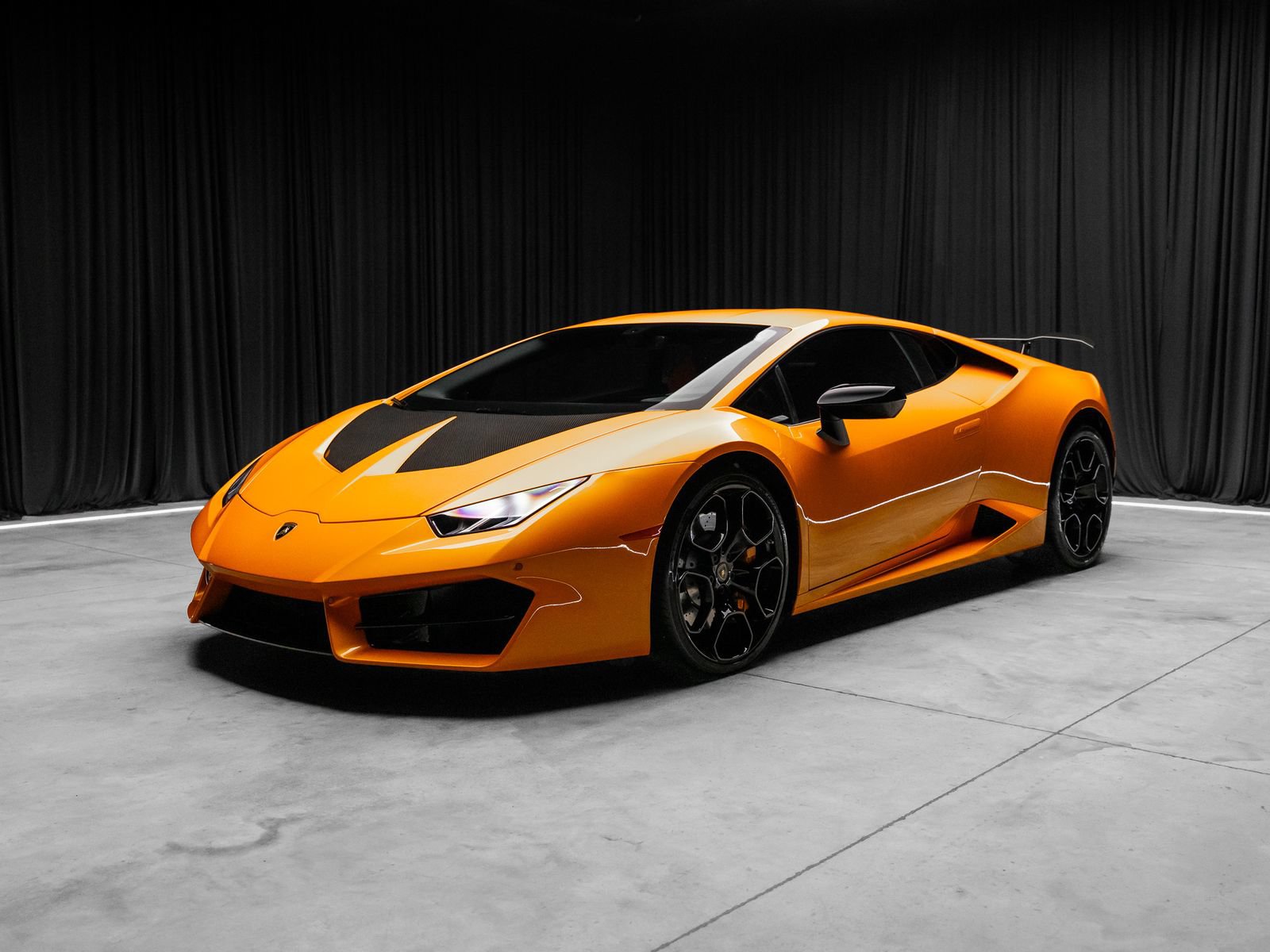 Used 2018 Lamborghini Huracan LP 580-2 RWD image 27