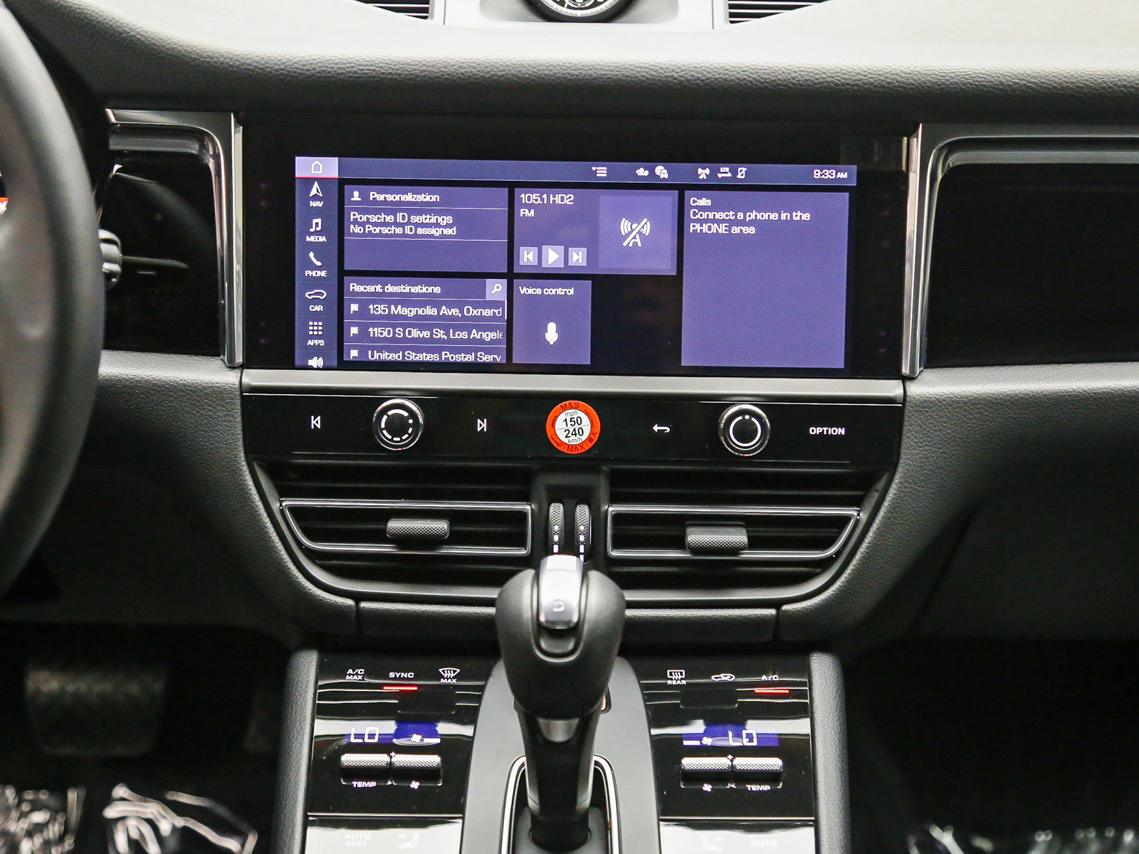 Certified 2026 Porsche Macan AWD/4WD image 17