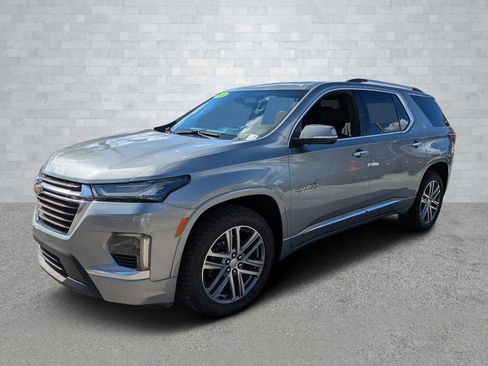Used 2023 Chevrolet Traverse High Country image 9