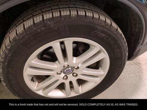 Used 2010 Volvo XC90 3.2 image 2