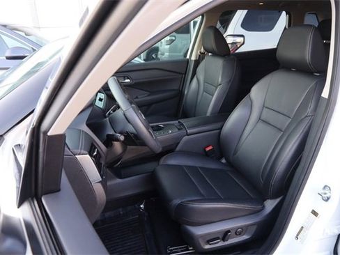 Certified 2024 Nissan Rogue SL w/ SL Premium Package image 10