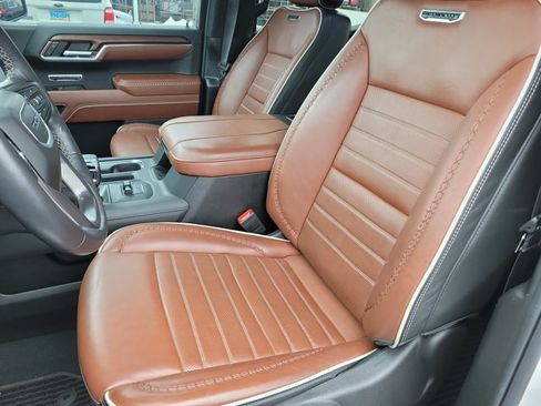 Used 2024 GMC Sierra 1500 Denali Ultimate AWD/4WD image 13