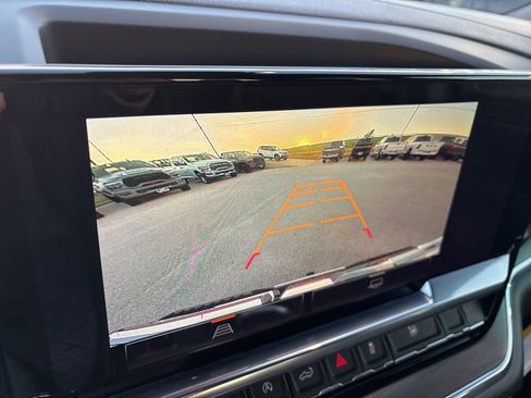 Certified 2024 GMC Sierra 1500 SLT image 17