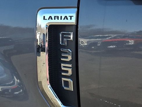 Used 2022 Ford F350 Lariat w/ Lariat Ultimate Package image 31