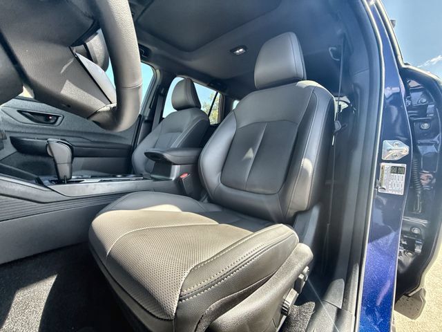 Used 2026 Subaru Outback Limited AWD/4WD image 11