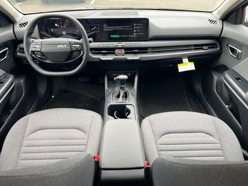 Certified 2025 Kia K4 EX FWD image 14