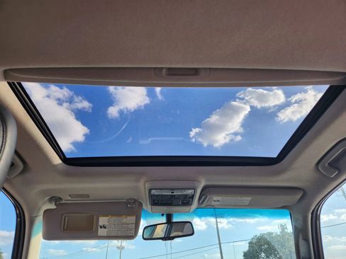 Used 2011 Toyota 4Runner Limited RWD image 17