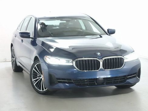 Used 2023 BMW 540i xDrive AWD/4WD image 2