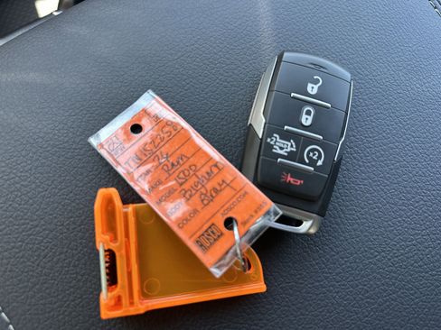 New 2026 RAM 1500 Big Horn AWD/4WD image 3