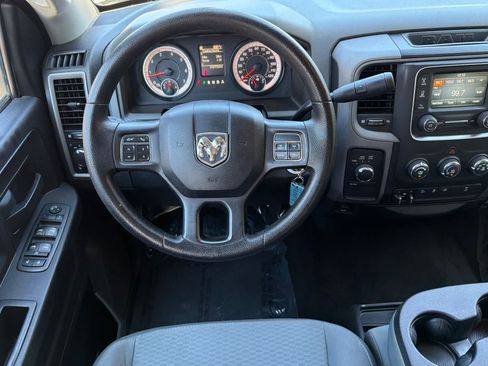 Used 2017 RAM 2500 Tradesman w/ Chrome Appearance Group AWD/4WD image 16