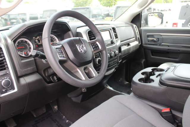 Used 2024 RAM 1500 Classic SLT AWD/4WD image 3
