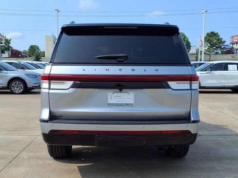 Certified 2024 Lincoln Navigator Reserve AWD/4WD image 22
