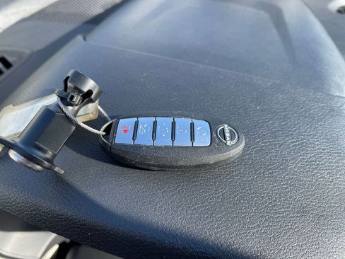 Used 2025 Nissan Altima 2.5 SV image 21