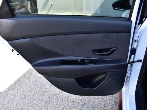 Used 2025 Hyundai Elantra N FWD image 21